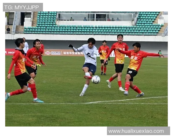 南京足球队荣登足球战术排行榜第十名展现出色战术实力与团队协作能力