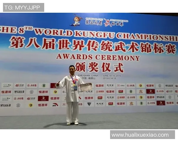 深圳篮球队的蜕变之路:从挑战到辉煌的世界锦标赛特别报道 深圳篮球队的蜕变之路:从挑战到辉煌的世界锦标赛特别报道